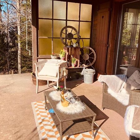 Un Ptit Chalet Les Brenets Exterior photo