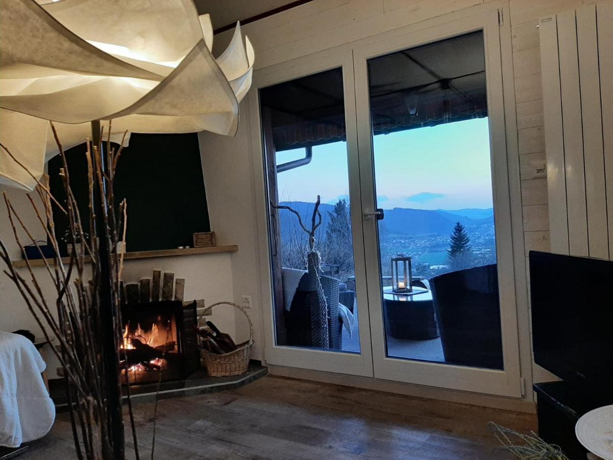 Un Ptit Chalet Les Brenets Exterior photo